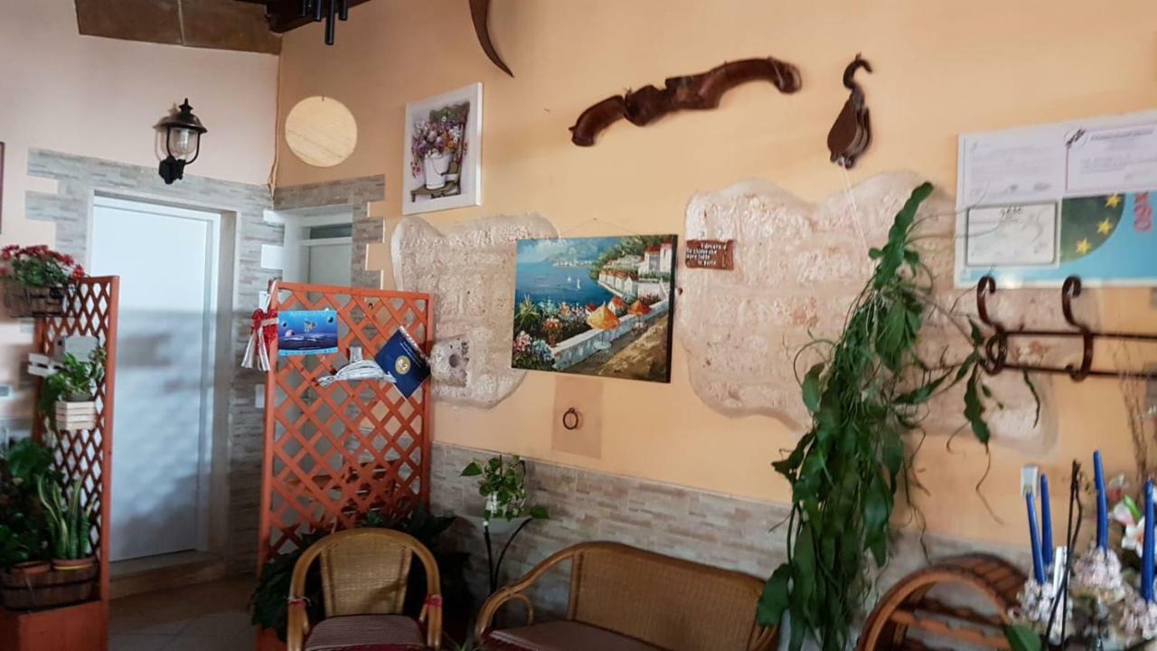 Bed And Breakfast Dolce Sorriso Полиняно а Маре Екстериор снимка